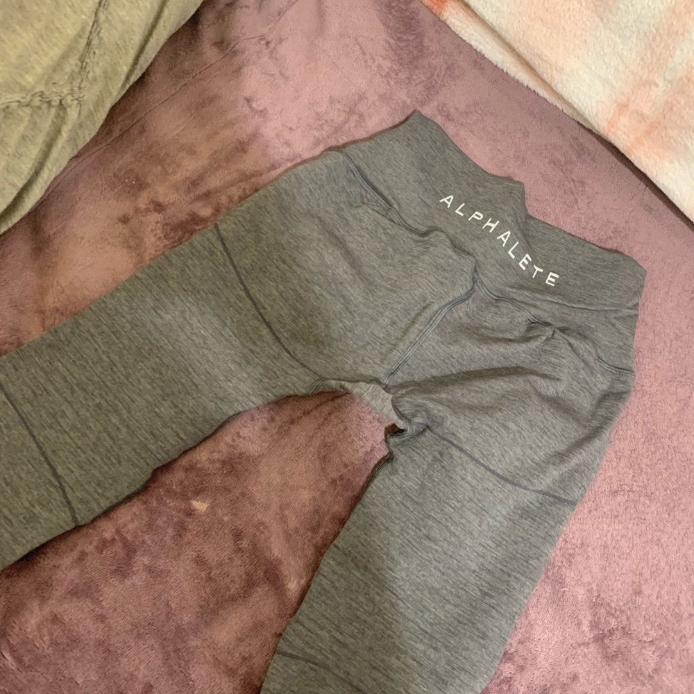 Alphalete leggings